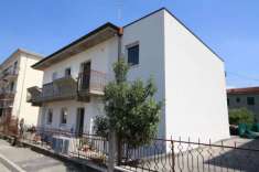 Foto Appartamento in bifamiliare -piano terra