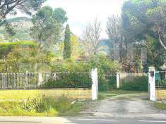 Foto Appartamento in Vendita, 160 mq (Fondi)