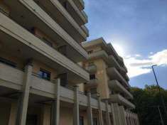 Foto Appartamento in Vendita, 2 Locali, 2 Camere, 80 mq (SALERNO GIOV