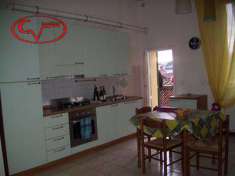Foto Appartamento in Vendita, 2 Locali, 50 mq (Centro)