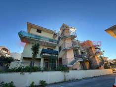 Foto Appartamento in Vendita, 2 Locali, 50 mq (San Polo dei Cavalieri