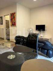 Foto Appartamento in Vendita, 2 Locali, 52 mq (Lecco)