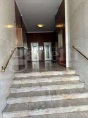 Foto Appartamento in Vendita, 2 Locali, 56 mq (Milano)