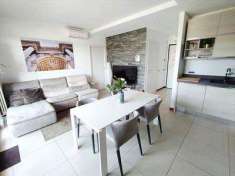 Foto Appartamento in Vendita, 2 Locali, 65 mq (Milano)