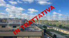 Foto Appartamento in Vendita, 2 Locali, 70 mq (Roma)