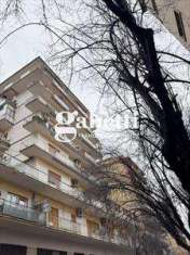 Foto Appartamento in Vendita, 2 Locali, 72 mq (Roma)