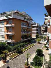 Foto Appartamento in Vendita, 2 Locali, 73 mq (Roma)