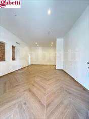 Foto Appartamento in Vendita, 2 Locali, 73 mq (Siena)