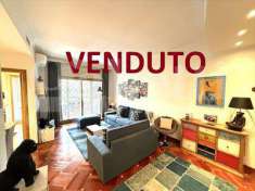 Foto Appartamento in Vendita, 2 Locali, 82 mq (Roma)