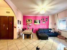 Foto Appartamento in Vendita, 3 Locali, 110 mq (Genzano di Roma)