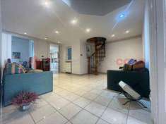 Foto Appartamento in Vendita, 3 Locali, 113 mq (Taranto)