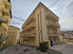 Foto Appartamento in Vendita, 3 Locali, 130 mq (L'Aquila)