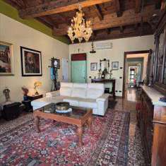 Foto Appartamento in Vendita, 3 Locali, 150 mq (Este)