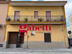 Foto Appartamento in Vendita, 3 Locali, 165 mq (Caserta)