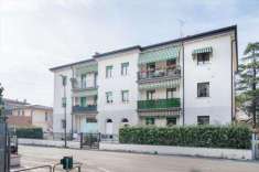 Foto Appartamento in Vendita, 3 Locali, 165 mq (Lugagnano)