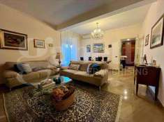 Foto Appartamento in Vendita, 3 Locali, 195 mq (Piacenza)