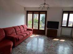 Foto Appartamento in Vendita, 3 Locali, 2 Camere, 100 mq (OMEGNA)
