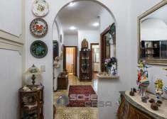 Foto Appartamento in Vendita, 3 Locali, 2 Camere, 100 mq (ROMA MORENA