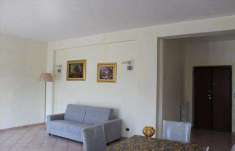 Foto Appartamento in Vendita, 3 Locali, 2 Camere, 125 mq (CANOSA DI P