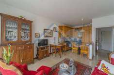 Foto Appartamento in Vendita, 3 Locali, 2 Camere, 70 mq (VALLECROSIA)