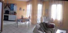 Foto Appartamento in Vendita, 3 Locali, 2 Camere, 70 mq (VENTIMIGLIA)