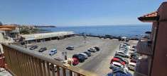 Foto Appartamento in Vendita, 3 Locali, 2 Camere, 75 mq (ACI CASTELLO