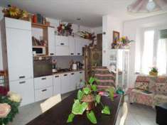 Foto Appartamento in Vendita, 3 Locali, 2 Camere, 75 mq (CECINA)