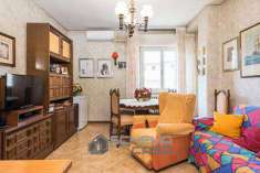 Foto Appartamento in Vendita, 3 Locali, 2 Camere, 80 mq (ROMA COLLI A