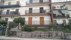 Foto Appartamento in Vendita, 3 Locali, 2 Camere, 85 mq (ACI CATENA)