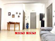 Foto Appartamento in Vendita, 3 Locali, 2 Camere, 90 mq (SALERNO CENT