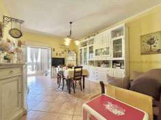 Foto Appartamento in Vendita, 3 Locali, 3 Camere, 120 mq (PALERMO COR