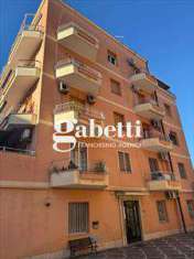 Foto Appartamento in Vendita, 3 Locali, 70 mq (Roma)