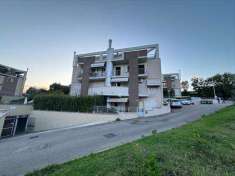 Foto Appartamento in Vendita, 3 Locali, 70 mq (Terni)