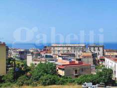 Foto Appartamento in Vendita, 3 Locali, 75 mq (Ercolano)