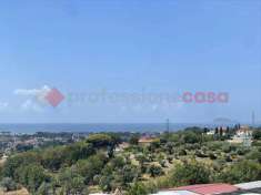 Foto Appartamento in Vendita, 3 Locali, 75 mq (Minturno)