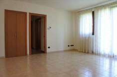 Foto Appartamento in Vendita, 3 Locali, 75 mq (Ronc)