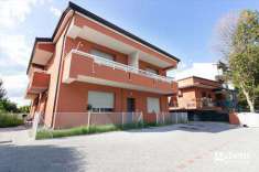 Foto Appartamento in Vendita, 3 Locali, 76 mq (Cattolica)