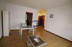 Foto Appartamento in Vendita, 3 Locali, 80 mq (Poggibonsi)