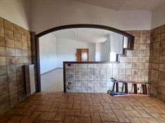 Foto Appartamento in Vendita, 3 Locali, 83 mq (Aprilia)