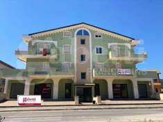 Foto Appartamento in Vendita, 3 Locali, 84 mq (Avezzano)