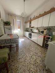 Foto Appartamento in Vendita, 3 Locali, 85 mq (Minturno)