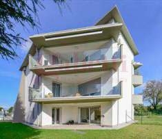 Foto Appartamento in Vendita, 3 Locali, 90 mq (Cantù)