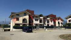 Foto Appartamento in Vendita, 3 Locali, 90 mq (Piscina)