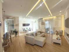 Foto Appartamento in Vendita, 3 Locali, 95 mq (Ercolano)