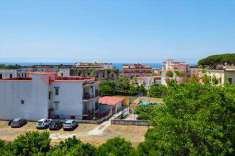 Foto Appartamento in Vendita, 3 Locali, 95 mq (Ercolano)