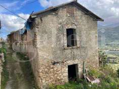 Foto Appartamento in Vendita, 80 mq (Cleto)