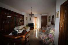 Foto Appartamento in Vendita, pi di 6 Locali, 110 mq (Siena)