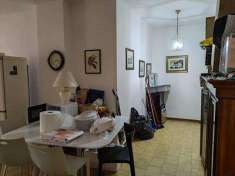 Foto Appartamento in Vendita, pi di 6 Locali, 130 mq (Siena)