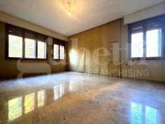 Foto Appartamento in Vendita, pi� di 6 Locali, 156 mq (Bologna)