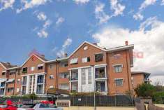 Foto Appartamento in Vendita, pi di 6 Locali, 160 mq (Pinerolo)